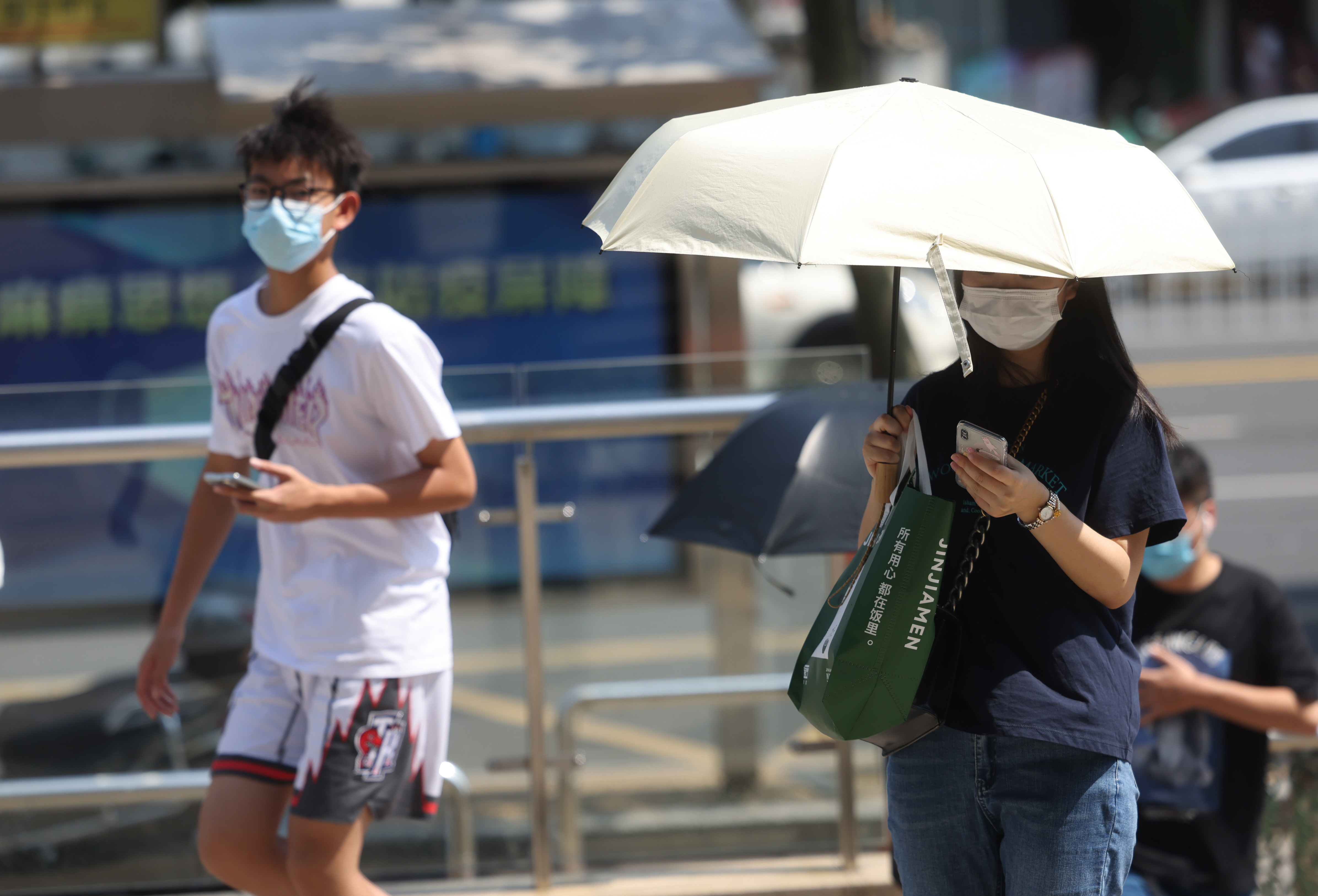 警惕！高温来袭，出现这种症状很危险，严重可致命！